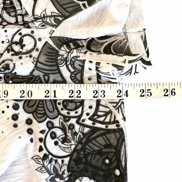 Dressbarn Blouse Top Womens 2X Black & White Paisley Print Embellished EUC - Picture 12 of 16